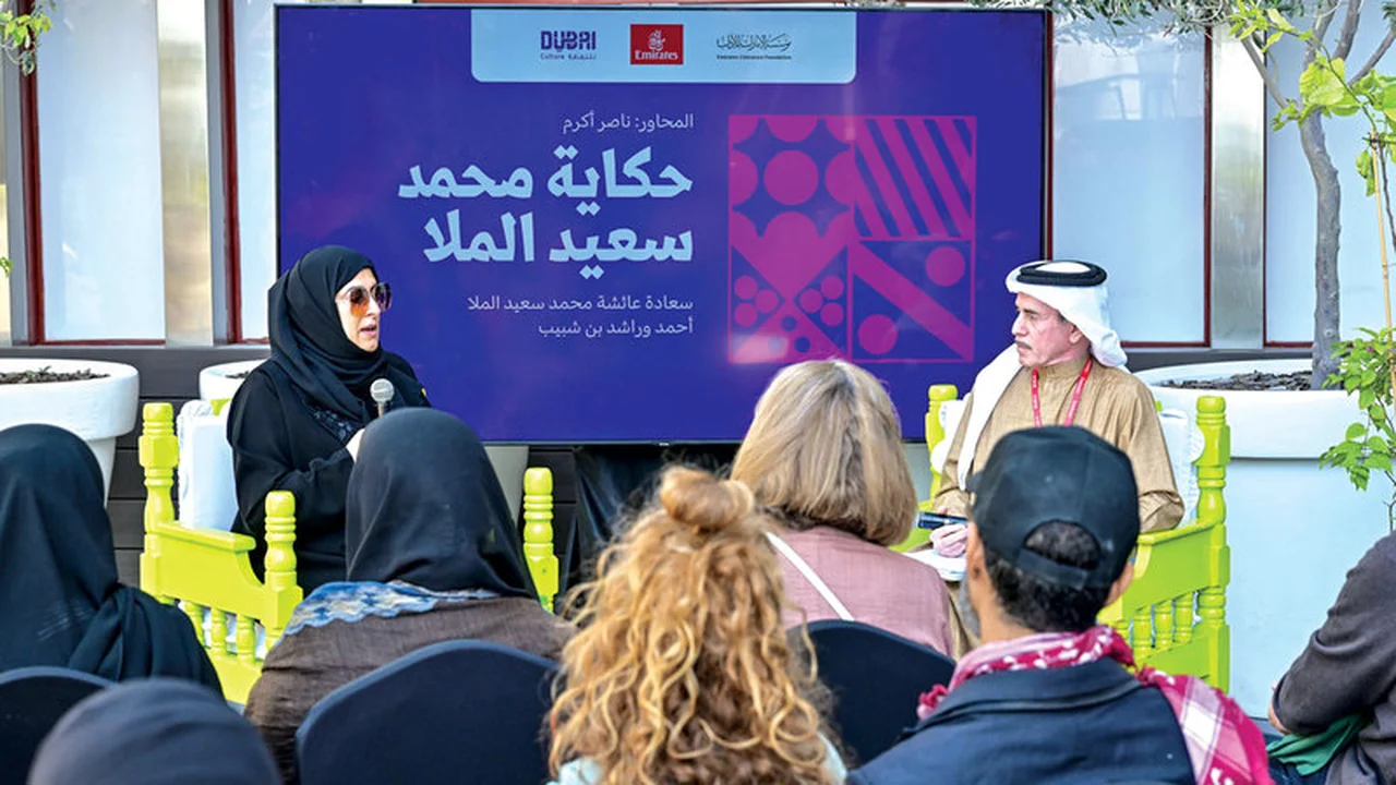 سيرة محمد الملا.. تفاصيل رحلة بناء اقتصاد دبي في مهرجان طيران الإمارات للآداب